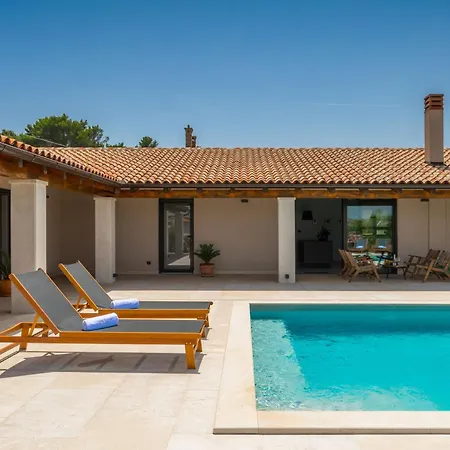 Villa Marialba By Interhome Pula